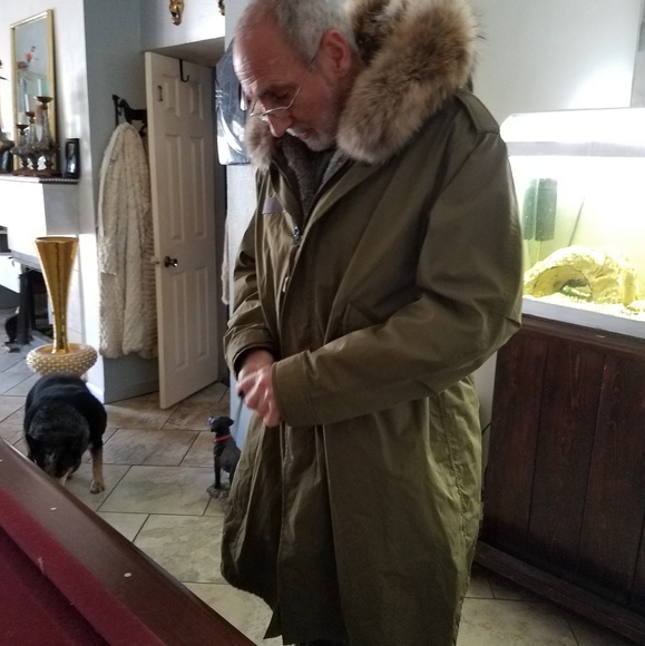 Mens Burberry brit with fur liner - Picture 7 of 8